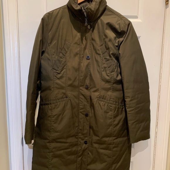 Cute women’s dark green light parka. - Picture 1 of 4